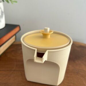 Vintage Tupperware creamer with handle almond harvest gold push-button seal lid
